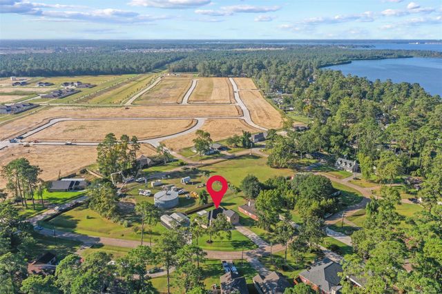 1915 Running Bear Trail, Crosby, TX 77532