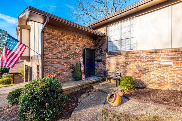 3300 Rocky Court, Little Rock, AR 72227