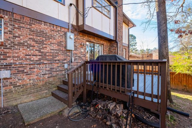 3300 Rocky Court, Little Rock, AR 72227