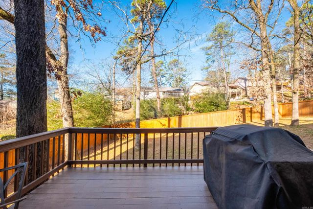 3300 Rocky Court, Little Rock, AR 72227