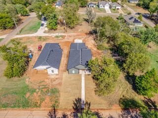 706 E Lincoln Avenue, Guthrie, OK 73044