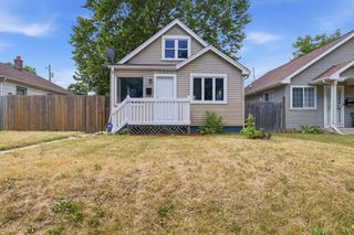 5325 N 48th STREET, Milwaukee, WI 53218