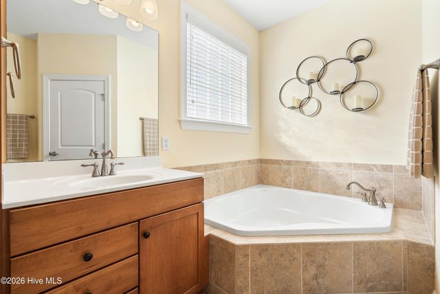 3713 Pond Pine Court, Southport, NC 28461