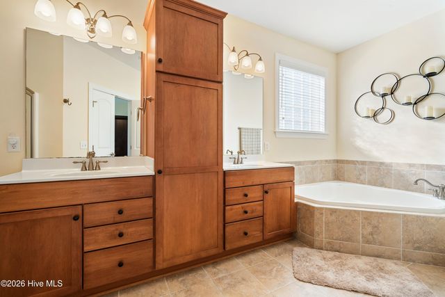 3713 Pond Pine Court, Southport, NC 28461