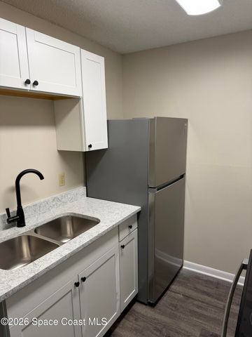 3555 Sable Palm Lane F, Titusville, FL 32780