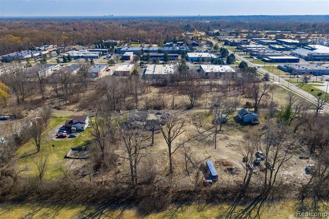 350 Fremont Street, Bloomfield Hills, MI 48302