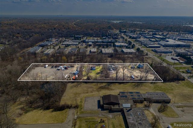 350 Fremont Street, Bloomfield Hills, MI 48302