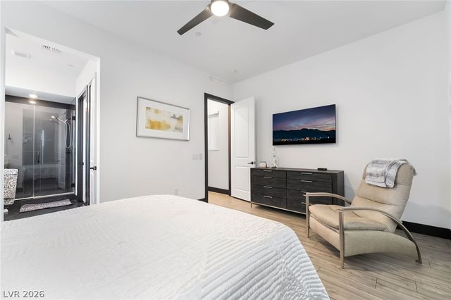 39 Autumn Palm Avenue, Henderson, NV 89011