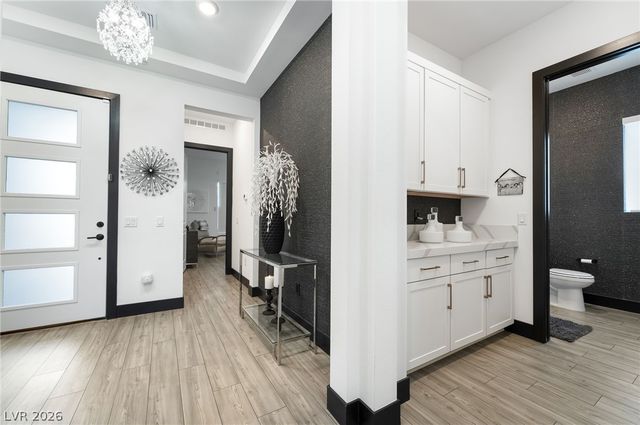 39 Autumn Palm Avenue, Henderson, NV 89011