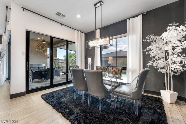 39 Autumn Palm Avenue, Henderson, NV 89011