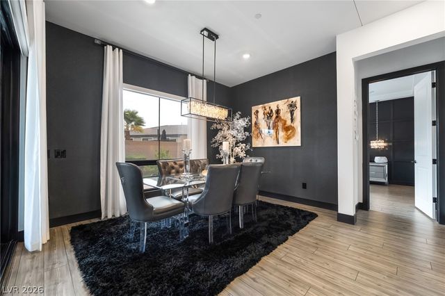 39 Autumn Palm Avenue, Henderson, NV 89011