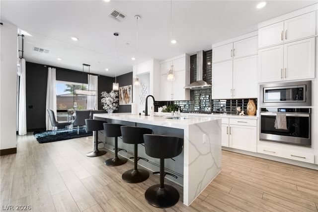 39 Autumn Palm Avenue, Henderson, NV 89011