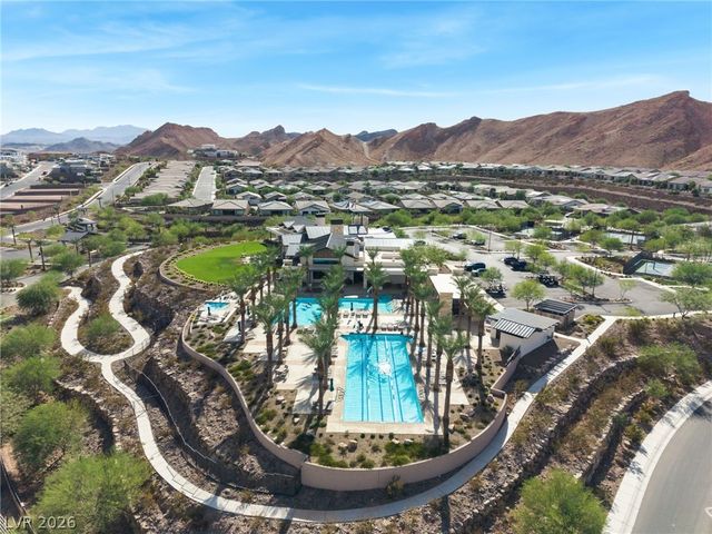 39 Autumn Palm Avenue, Henderson, NV 89011
