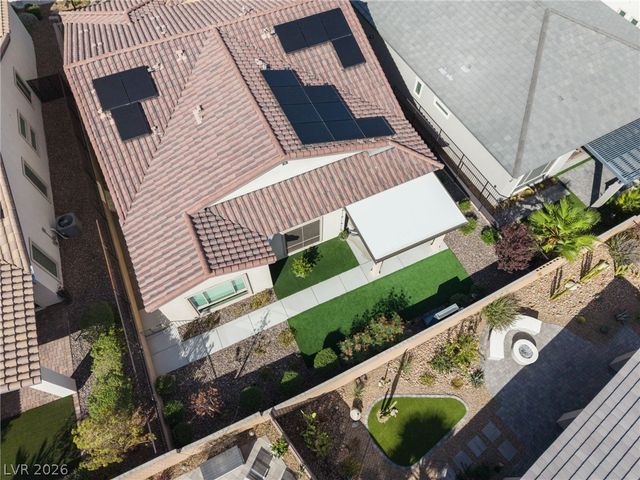 39 Autumn Palm Avenue, Henderson, NV 89011