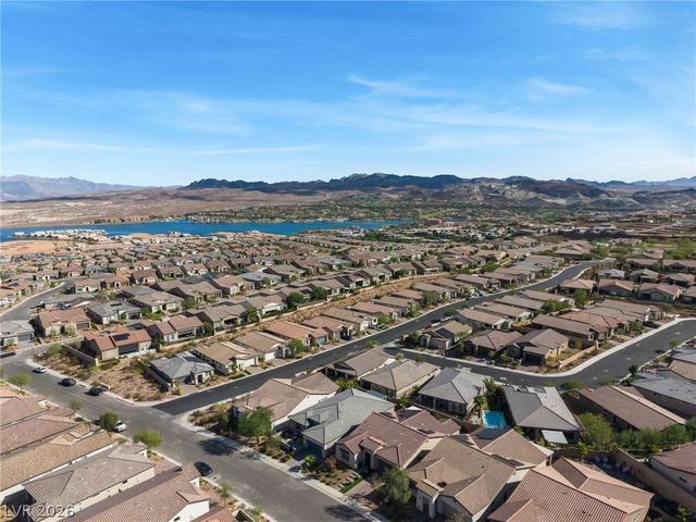 39 Autumn Palm Avenue, Henderson, NV 89011