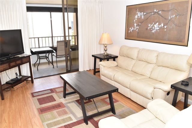 1778 Ala Moana Boulevard 2802, Honolulu, HI 96815