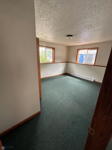 2126 5th Avenue S, Fargo, ND 58103