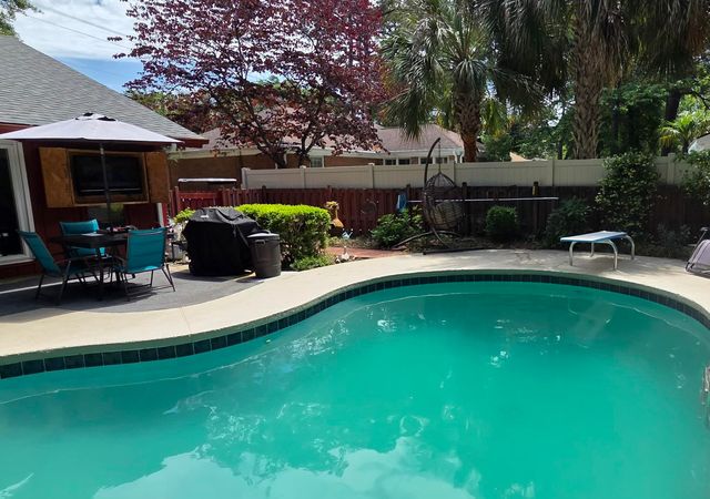 721 5th Ave. N, Surfside Beach, SC 29575