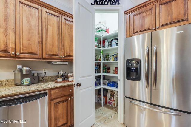 2426 Bonne Terre Boulevard, Biloxi, MS 39531