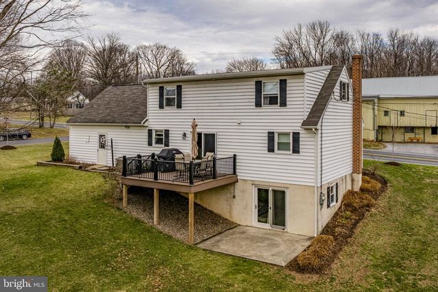 646 W BRUBAKER VALLEY RD, Lititz, PA 17543