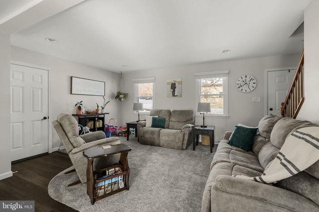 646 W BRUBAKER VALLEY RD, Lititz, PA 17543