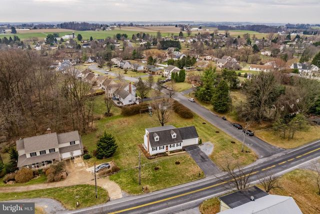 646 W BRUBAKER VALLEY RD, Lititz, PA 17543