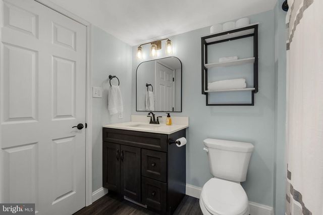 646 W BRUBAKER VALLEY RD, Lititz, PA 17543