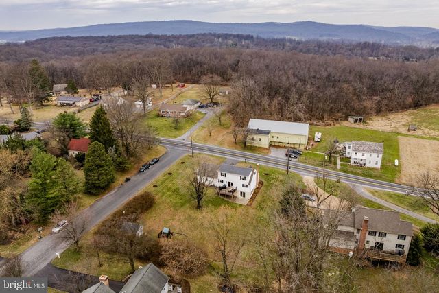 646 W BRUBAKER VALLEY RD, Lititz, PA 17543