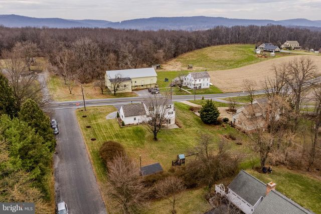 646 W BRUBAKER VALLEY RD, Lititz, PA 17543