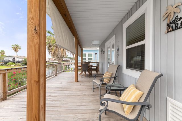 66 Tarpon Street, Bayou Vista, TX 77563