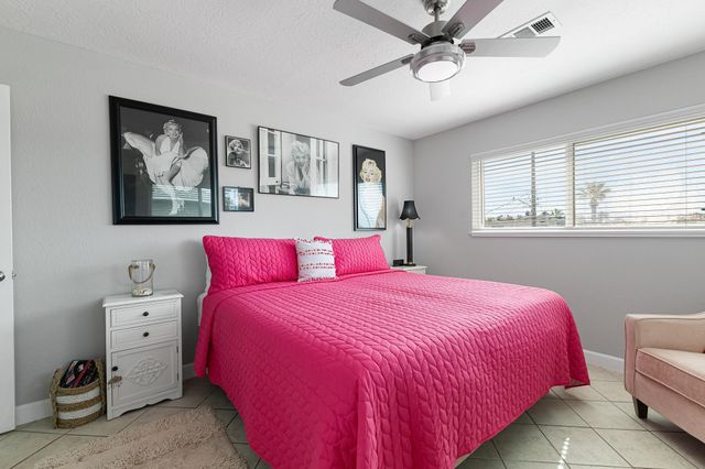 66 Tarpon Street, Bayou Vista, TX 77563
