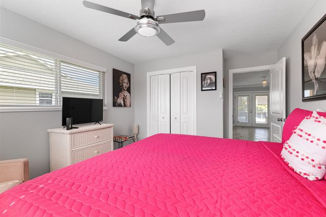 66 Tarpon Street, Bayou Vista, TX 77563