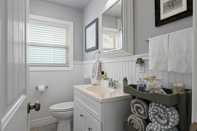 66 Tarpon Street, Bayou Vista, TX 77563