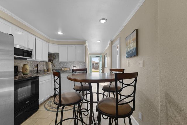 66 Tarpon Street, Bayou Vista, TX 77563