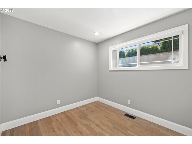 25 Ne 192ND Ave, Portland, OR 97230