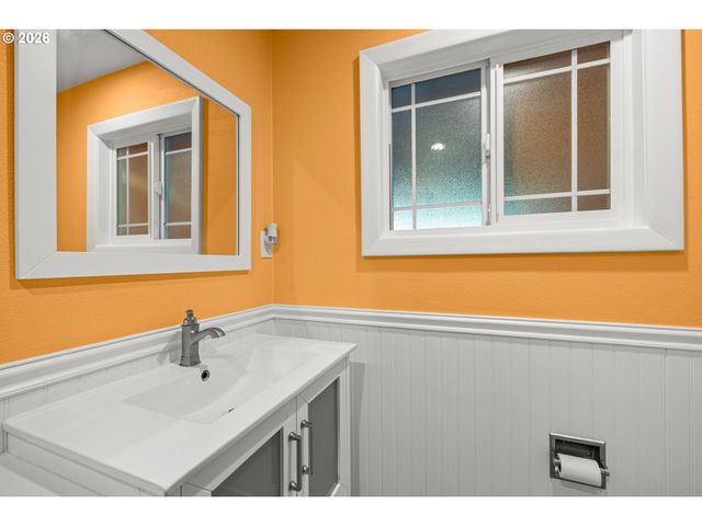 25 Ne 192ND Ave, Portland, OR 97230