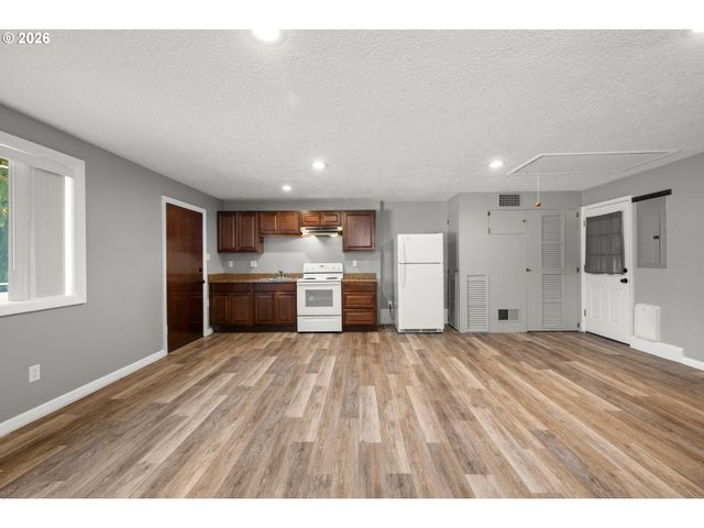 25 Ne 192ND Ave, Portland, OR 97230