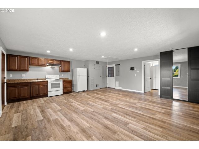 25 Ne 192ND Ave, Portland, OR 97230