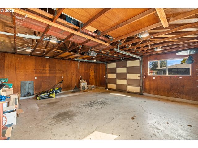 25 Ne 192ND Ave, Portland, OR 97230