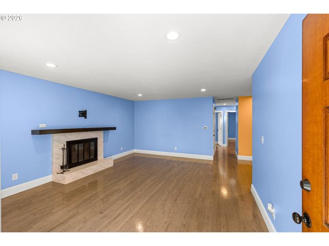 25 Ne 192ND Ave, Portland, OR 97230