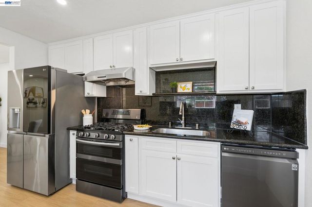 31261 Fredi St, Union City, CA 94587