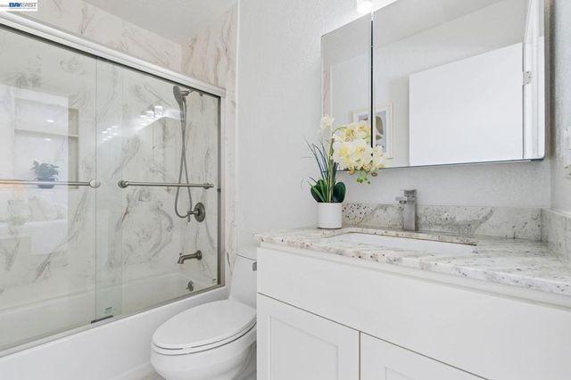 31261 Fredi St, Union City, CA 94587