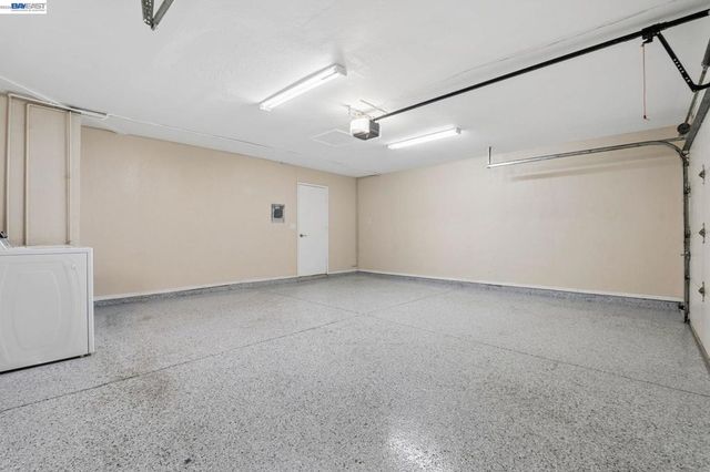 31261 Fredi St, Union City, CA 94587