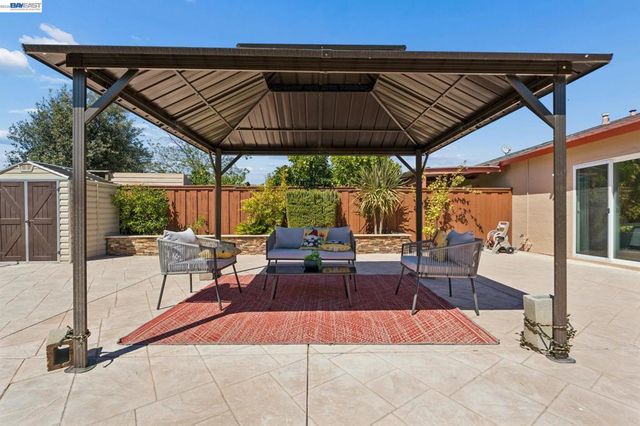 31261 Fredi St, Union City, CA 94587
