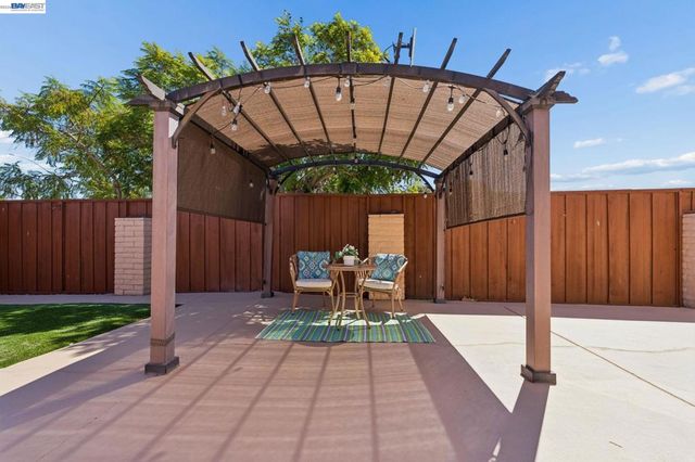 31261 Fredi St, Union City, CA 94587
