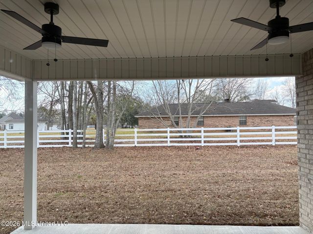 10076 Patrick Drive, Gulfport, MS 39503