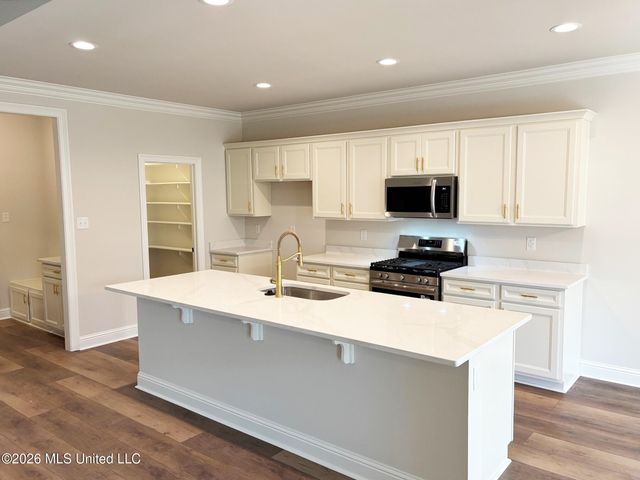 10076 Patrick Drive, Gulfport, MS 39503