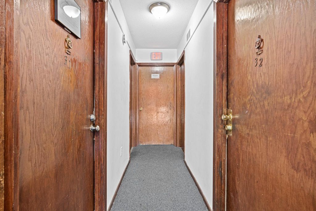 379 Cayuga Street, Saint Paul, MN 55130 — photo 5