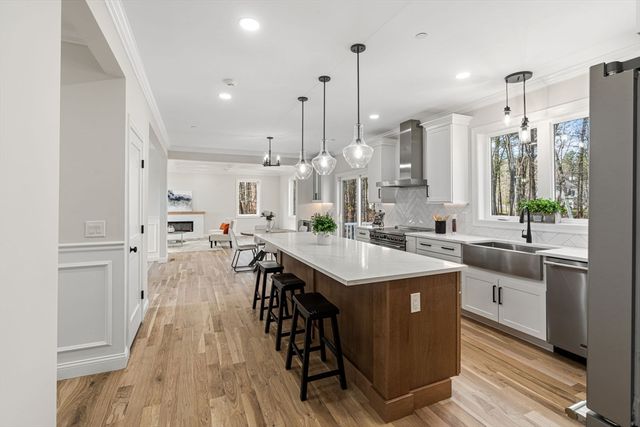 450 Lake St, Haverhill, MA 01832