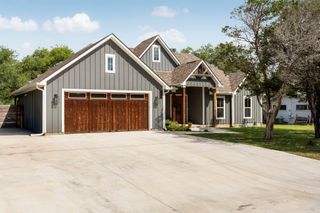22212 Briarcliff DR, Spicewood, TX 78669